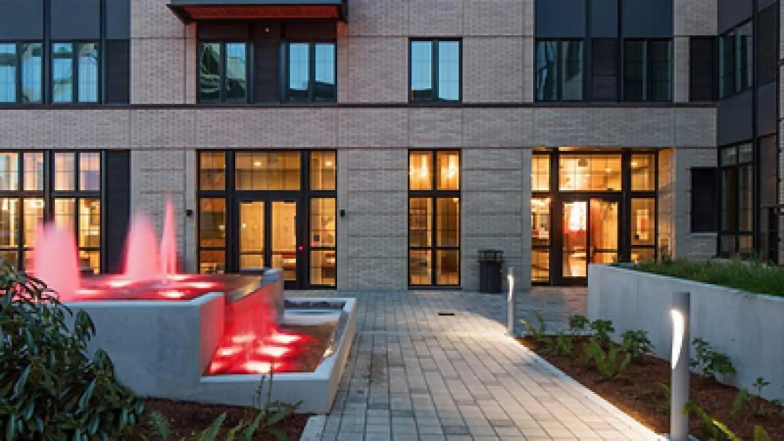 Landing Modern Apartment With Amazing Amenities Portland United States