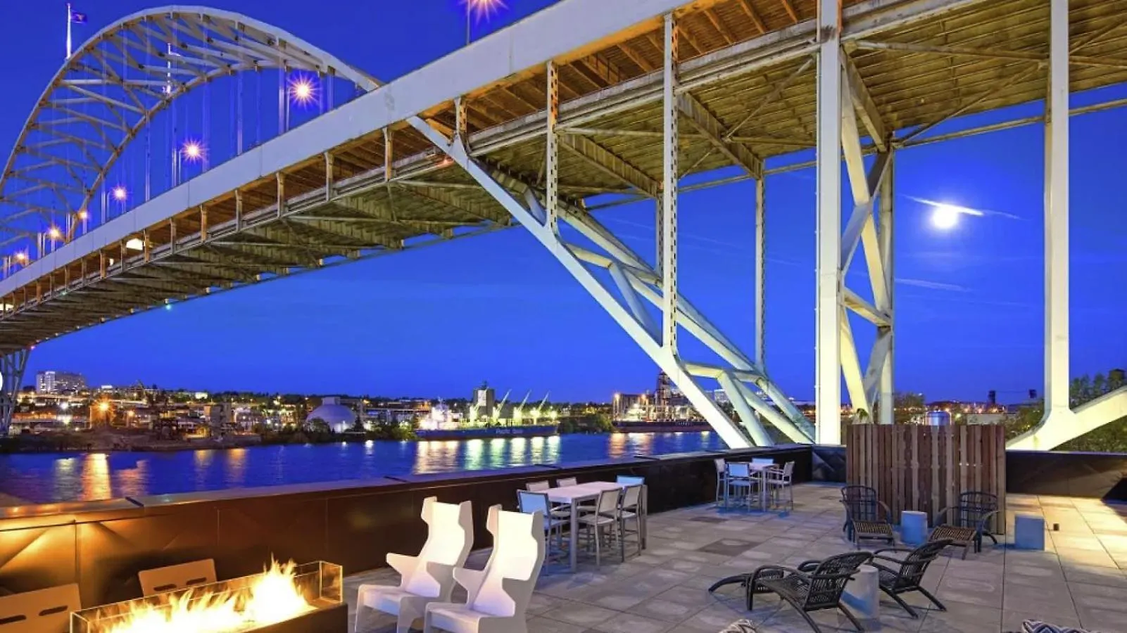 Landing Modern Apartment With Amazing Amenities Portland United States